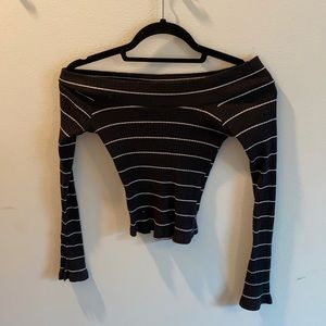 off the shoulder long sleeve top